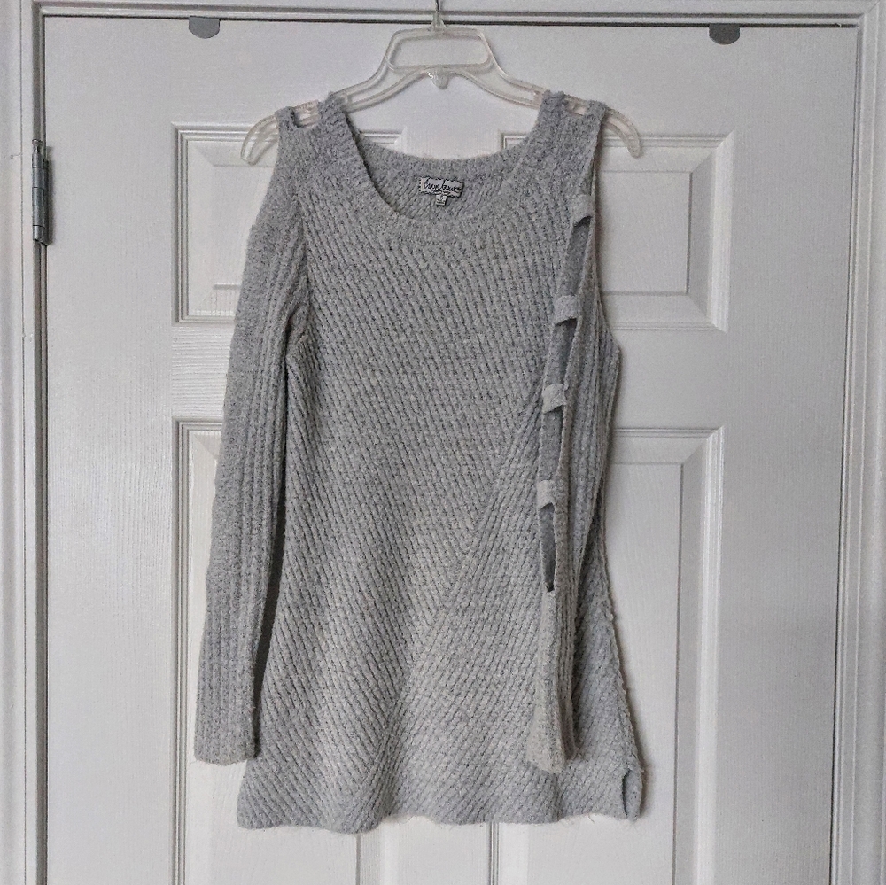 Crave Fame Ladder sleeve soft knit pullover sweater